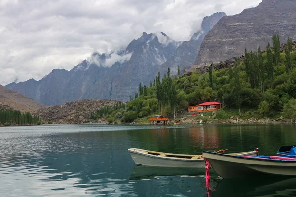 Boat Kachula Lake Skardu Gilgit Baltistan Lower Kachula Lake Autumn — Stock Photo, Image