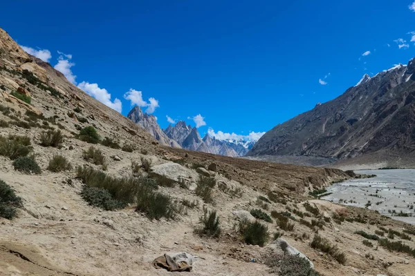 Paisagem Trilha Trekking Gama Karakoram Trekking Longo Rio Braldu Nas — Fotografia de Stock