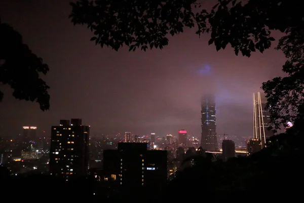 Taipei Taiwan Stadssilhuetten Solnedgången Från Beskådar Taipei City Gör Vandring — Stockfoto