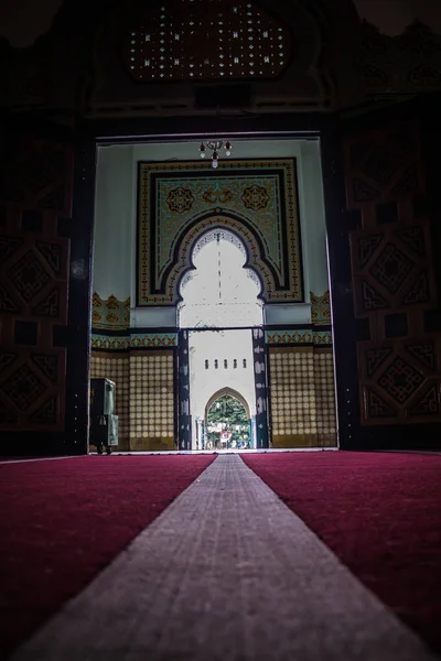 マスジド グレート モスクは インドネシア 北スマトラ州メダンにあるモスクです — ストック写真