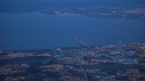 Veduta Aerea Del Ponte Vasco Gama Lisbona Portogallo Entrambe Rive — Video Stock