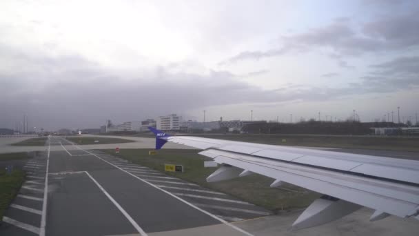 Francie Letadlo Air France Joon Připravuje Vzletu Manévrování Hlavní Dráhy — Stock video