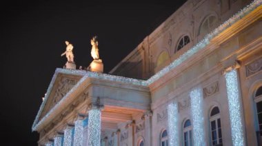 Noel kış 2019 Kraliçe Mary Ii Ulusal Tiyatrosu'nda. Teatro Nacional D. Dona Maria Ii Baixa Chiado, Lizbon Rossio, Portekiz