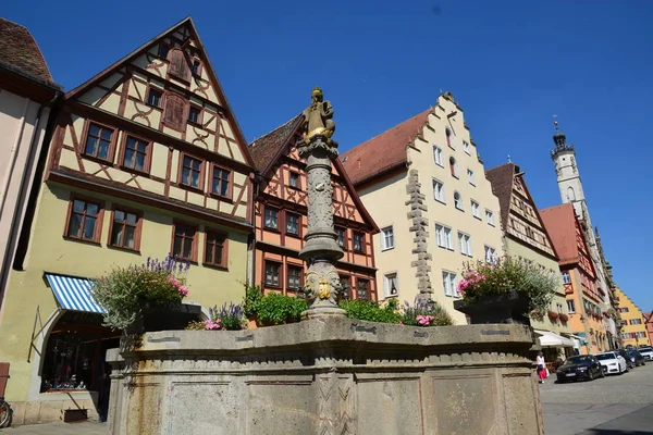 タウバー バイエルン州地域中部フランケン地方 ドイツのローテンブルクの歴史的な町で ドイツのローテンブルク ビュー — ストック写真