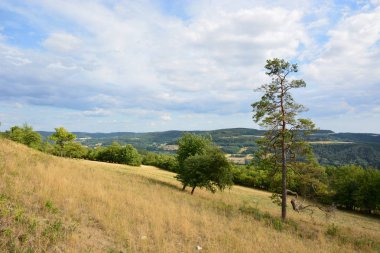 Kötü Staffelstein kasaba Bavyera, bölge üst Franconia, Almanya yakınındaki Masa Dağı Staffelberg görüntüleyin