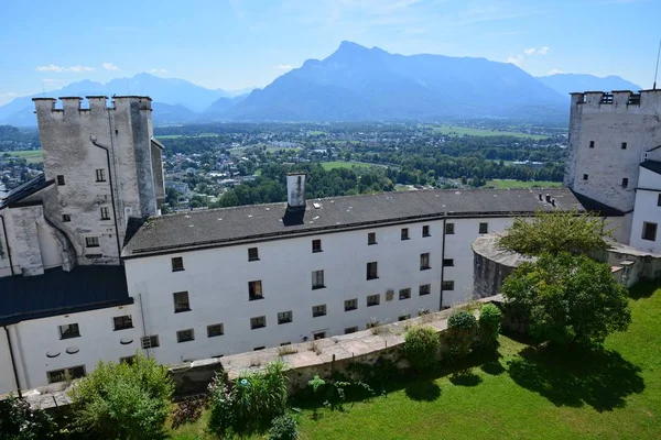 Salzburgo Áustria Vista Para Fortaleza Festung Hohensalzburg Histórica Cidade Salzburgo — Fotografia de Stock