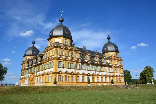 德国班贝格 德国巴伐利亚历史小镇班贝格附近的巴洛克式施洛斯 塞霍夫宫殿的景色 德国上弗兰科尼亚地区 — 图库照片