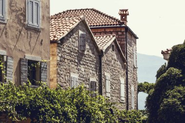 Old Town Budva, Karadağ. Biz eski evler, çok dar görmek