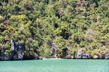 Tayland Körfezi 'nde kaya ve ada oluşumları