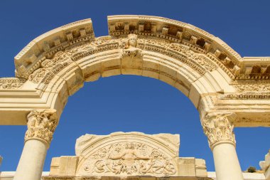 Celsus Kütüphanesi, Efes