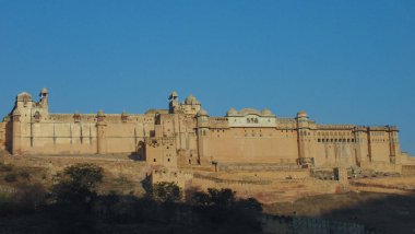 Jaipur 'da Amer Kalesi 'nde sahne ve motifler