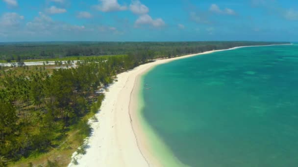 Paisaje aéreo de Punta Sebaring en la isla de Bugsuk en Balabac, Palawan, Filipinas — Vídeo de stock