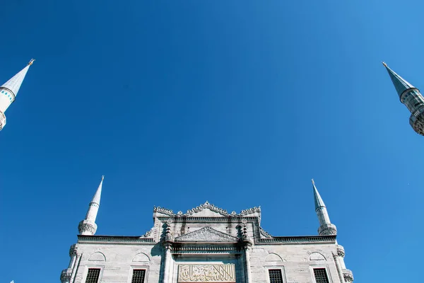 Minarete Cúpula Mezquita Suleymanie Con Fondo Ciudad Estambul Estambul Turquía — Foto de Stock