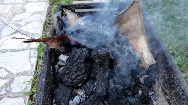 Braseiro Carvão Quente Pronto Para Cozinhar Carne Livre — Fotografia de Stock