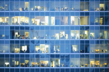 İnsanların mali şehir merkezinde inşa Office çalışma.