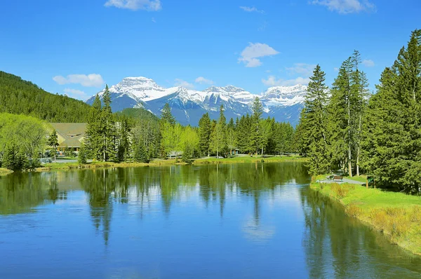 Arco Del Río Parque Nacional Bamff Alberta Canadá —  Fotos de Stock