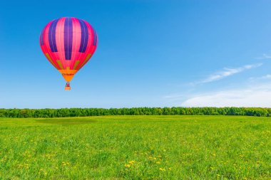 Sıcak hava balonu Mornim uçuş.