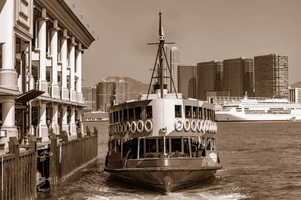 Velho Barco Passageiros Junto Cais Hong Kong Imagem Estilo Vintage — Fotografia de Stock