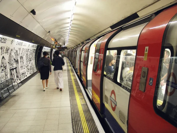 London England September 2007 Interior Charing Cross Rush Hour — Stock Photo, Image