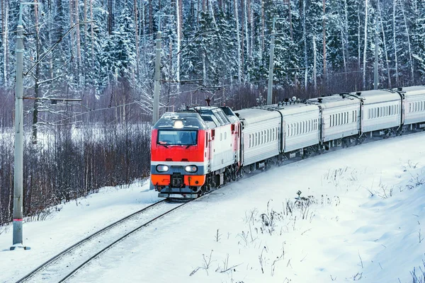 Trem Passageiros Aproxima Estação Hora Fria Manhã Inverno Fryazevo Região — Fotografia de Stock