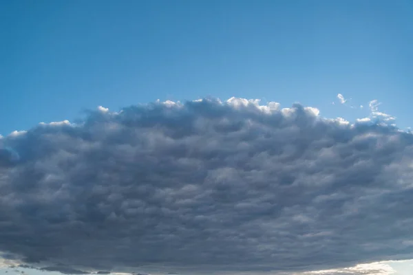 Grand Nuage Sur Ciel Heure Coucher Soleil — Photo