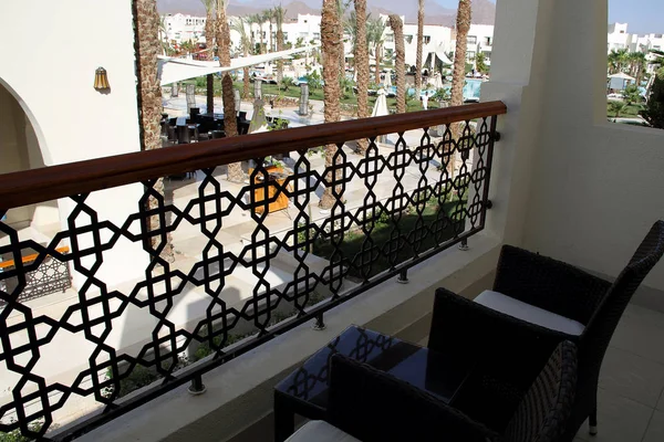 Descanso en Egipto hotel. Hermosa vista y estancia confortable en el mar . —  Fotos de Stock