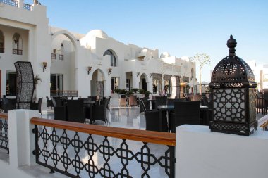 Şarm El Şeyh, Mısır, 05 Eylül 2018. Hotel Le Royal tatil Beldesi Şarm Şeyh. Turistlerin rahat bir dinlenme için peyzajlı otel alanı