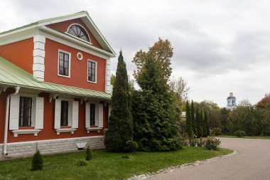 Moskova, Rusya, 09.30. 2019. Park Tsaritsyno. Moskova 'nın güneyindeki güzel Gotik mimari kompleksi