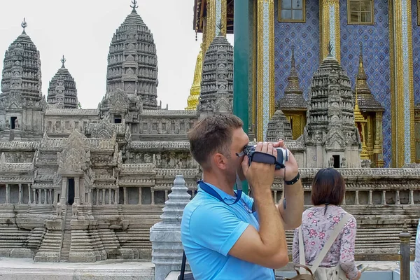 Bangkok Tajlandia Września 2017 Film Kamerą Starej Świątyni Buddyjskiej — Zdjęcie stockowe