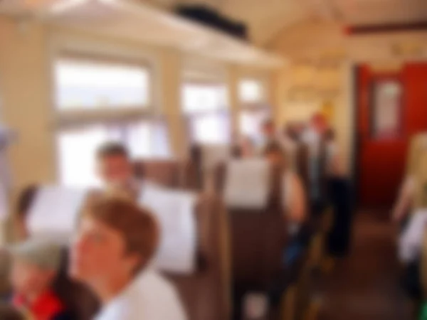 Fotografía Desenfocada Interior Tren Cómodo Viajando Personas Fondo Borroso Con —  Fotos de Stock