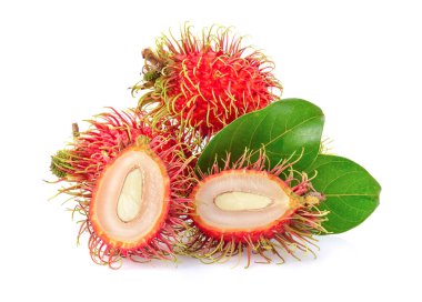 Rambutan beyaz arkaplanda izole edildi