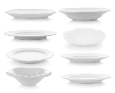 plaka ve beyaz arka plan üzerinde kase