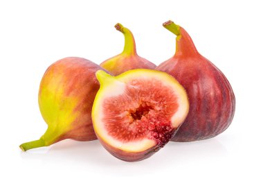 Beyaz arka planda izole edilmiş taze incirler