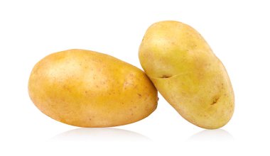 Beyaz arkaplanda izole edilmiş patates 
