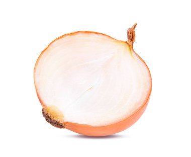 Beyaz arka plan üzerinde izole dilim soğan