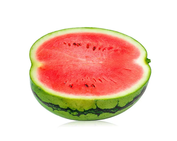 beyaz arkaplanda izole edilmiş karpuz