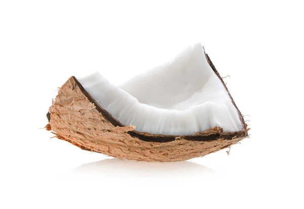 Pedaços Coco Isolados Sobre Fundo Branco — Fotografia de Stock