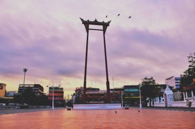 Bangkok Tayland. dev salıncak (Sao Chingcha) sabah tay dönüm noktası