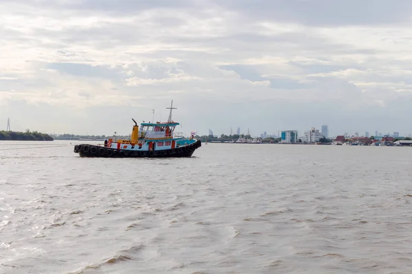 Tekne Thai Port ile Tayland merkezi deniz taşımacılığı 