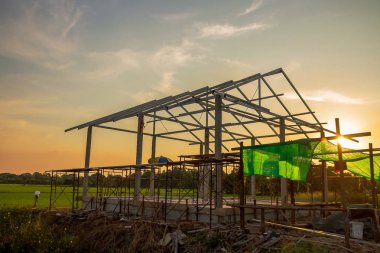 ev şantiye Çelik çatı harcı iskele Çelik çatı harç iskele kırsal doğada