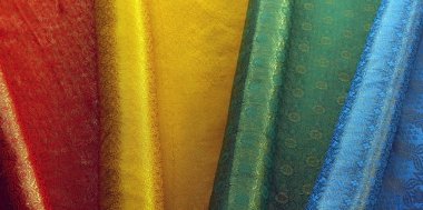 renkli tekstil, kırmızı, sarı, mavi ve yeşil
