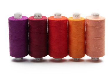 Renkler Konu biriktiricileri izole beyaz arka plan üzerinde