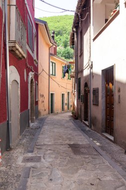 Mercogliano sokakları yürüyüş