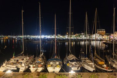 Akşamları, Alghero turistik bağlantı noktası