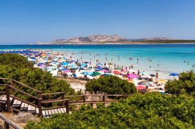 Plaj Pelosa Stintino Sardinya