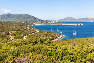 O Conte bağlantı noktasından Capo Caccia görüntülemek
