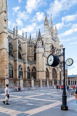 Rota di üzerinde yürüme Santiago di Compostera