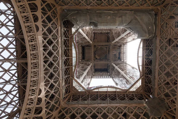 Spacerując Ulicach Paryża Tour Eiffel — Zdjęcie stockowe