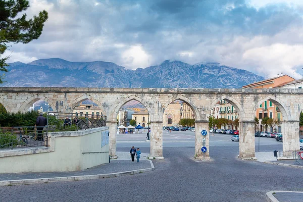 Paseando Por Los Callejones Sulmona Iglesia San Francesco Paola Plaza — Foto de Stock