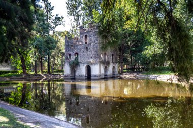 Mostra d 'Oltremare, Napoli, bagni di Fasilides